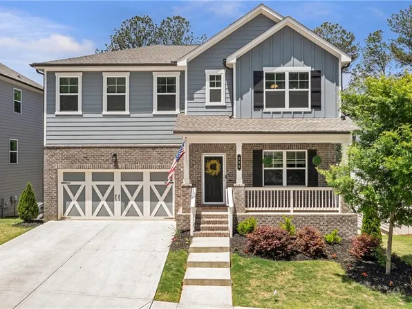 660 Groover St, Ball Ground, GA 30107