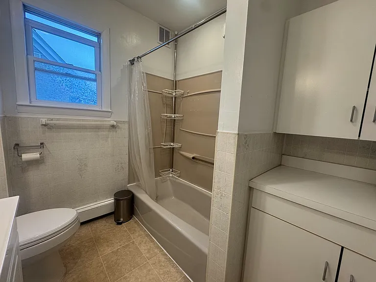42 Hall Pl — Photo 12