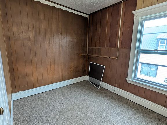 4th image of 1288 Fillmore Ave #3