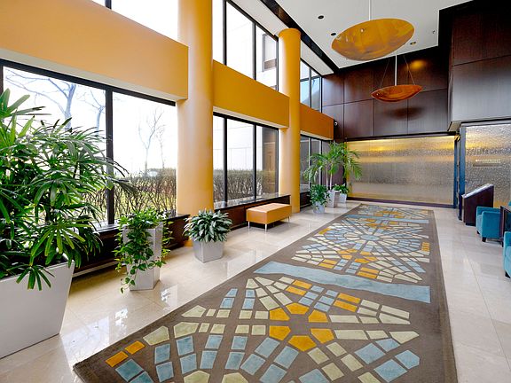 2nd image of 1001 W Jefferson Ave #14J