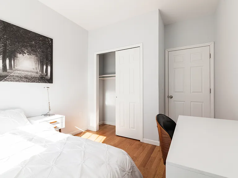 136 Grace St #2 — Photo 16
