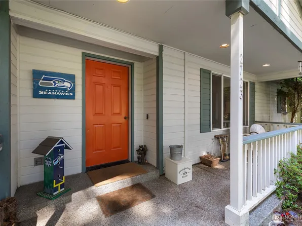 2723 Woodgrove Street SE, Olympia, WA 98513