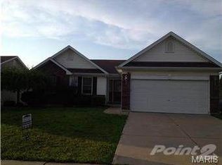 31 Homeplate Ct, O'Fallon, MO 63366