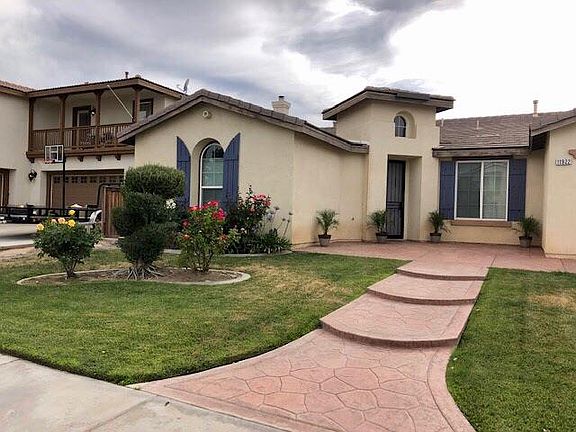 2nd image of 11922 Garret Ln