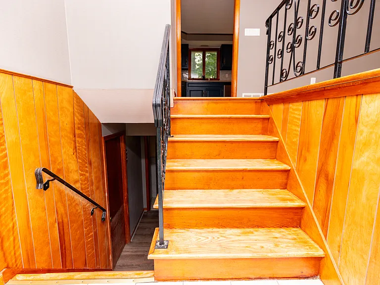 45 Renshaw Rd — Photo 14