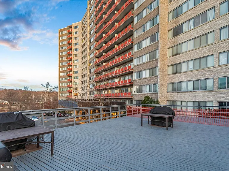 5340 Holmes Run Pkwy #1212 — Photo 38