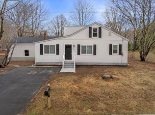 7 Center Rd, Waterford, CT 06385