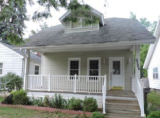 2305 S Penn Ave, Lansing, MI 48910