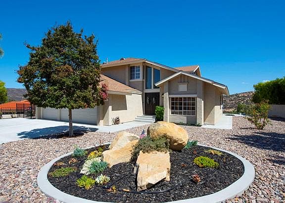 2nd image of 15637 Vista Vicente Dr