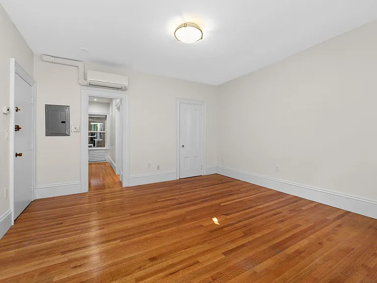 13 S Russell St #2 — Photo 2