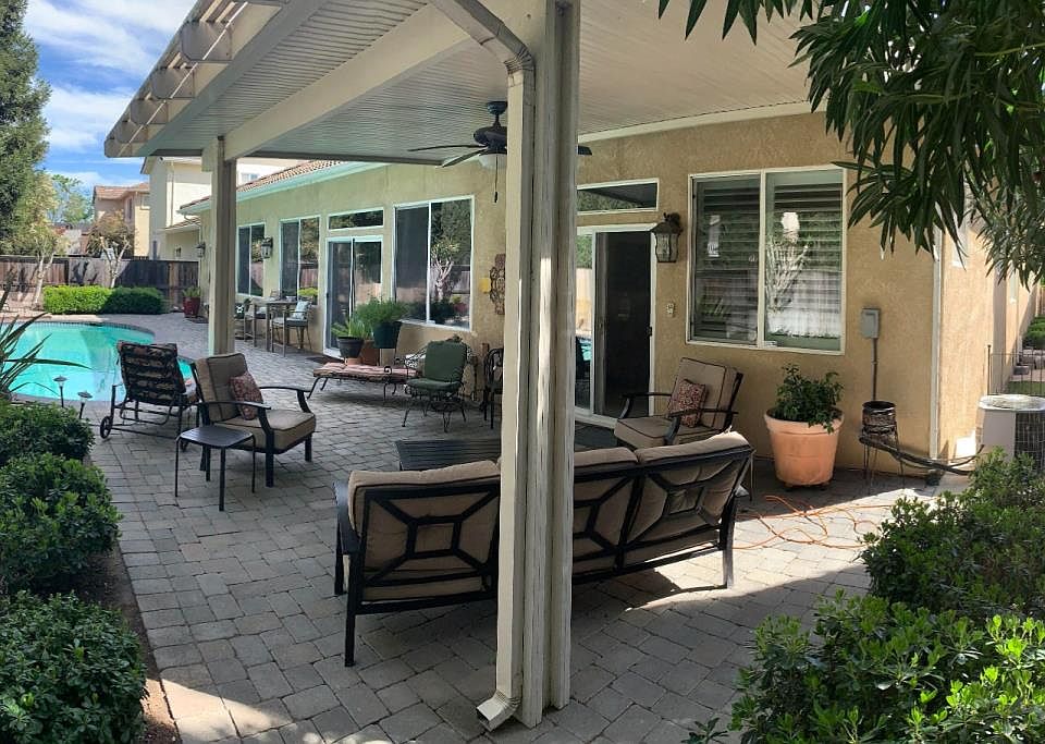 1st image of 4037 Steamboat Cove Ln