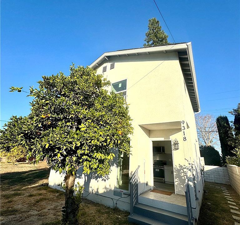 1st image of 9318 Encino Ave