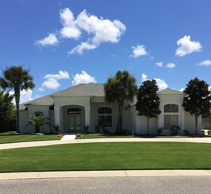 1st image of 2128 Juno Cir