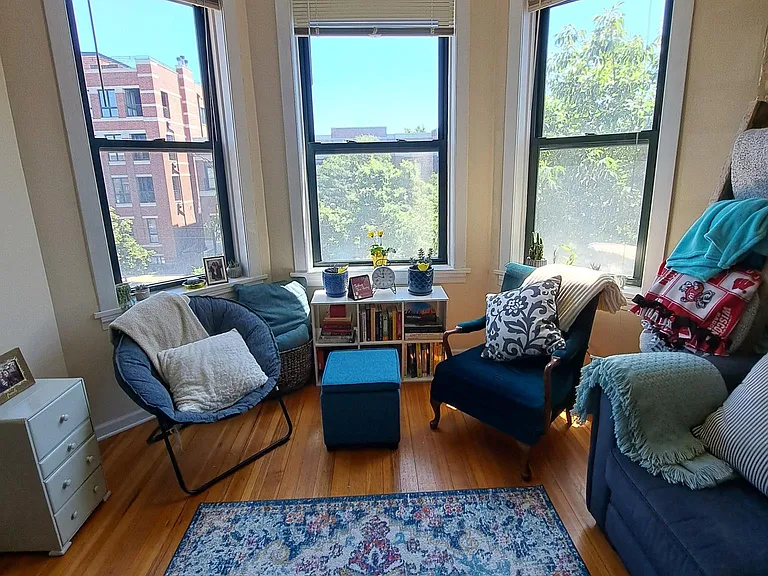 2654 N Ashland Ave #3F — Photo 1
