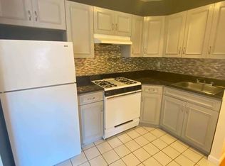 28-17 31st St #4, Astoria, NY 11102