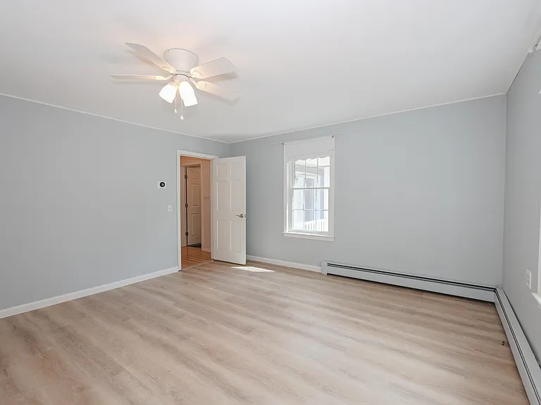 55 Holbrook Hill Rd — Photo 27