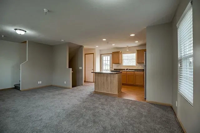 16765 Laurel Plz #45 — Photo 3