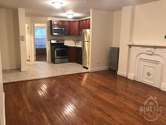 2nd image of 313 Macon St APT 1