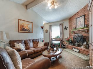 7245 Lansbury Dr, San Antonio, TX 78250