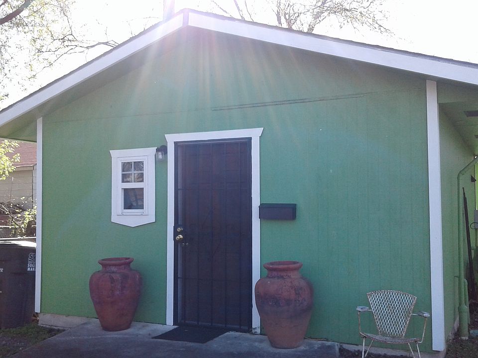 1st image of 226 Joe Blanks St