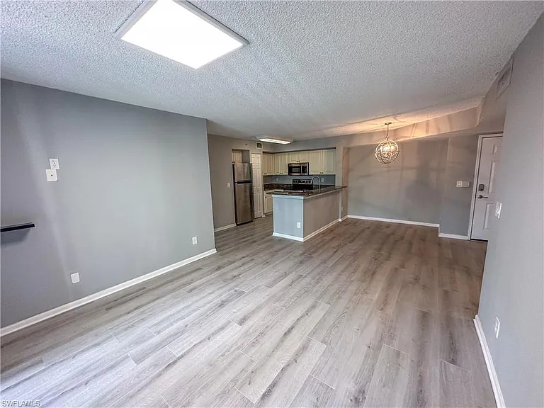 1250 Wildwood Lakes Blvd #206 — Photo 6