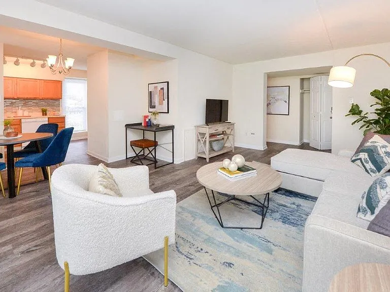 Willowbrook Apartment Homes — Photo 6