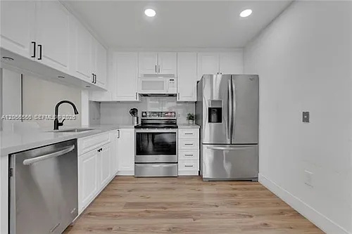 20903 Leeward Ct Photo 1