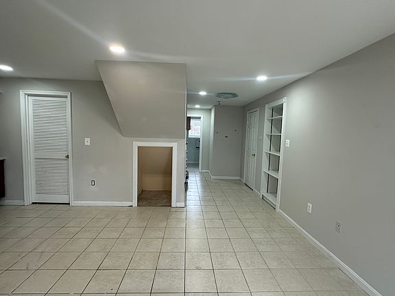 4th image of 5153 Havering Way #1