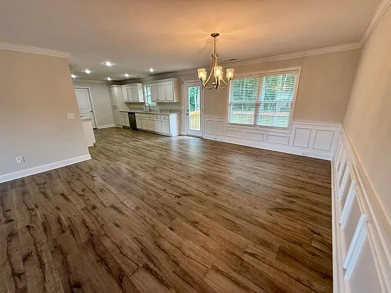 1165 Malone Dr — Photo 4