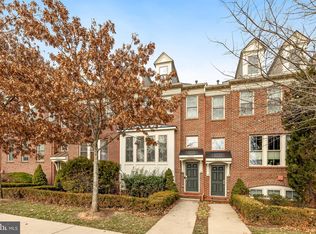 3535 S Four Mile Run Dr, Arlington, VA 22206