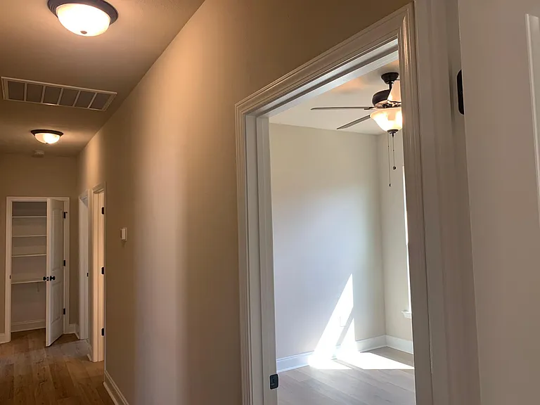 6893 Summerset Dr — Photo 7