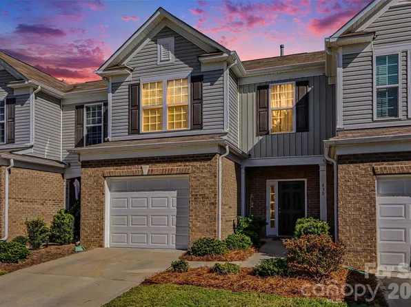 830 Canoe Song Rd, Fort Mill, SC 29708