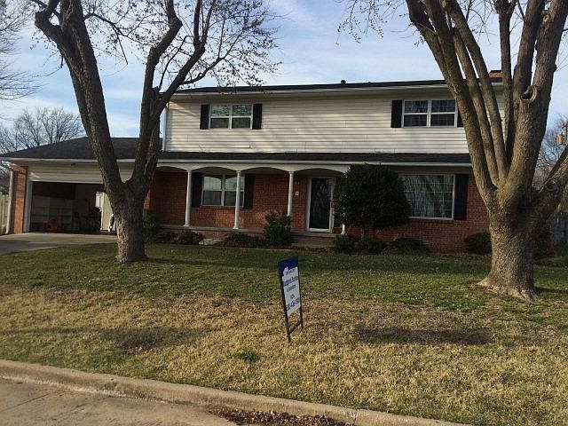1st image of 2102 E Foster Dr