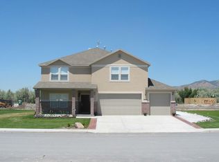 2884 W Willow Sprout Rd, Lehi, UT 84043