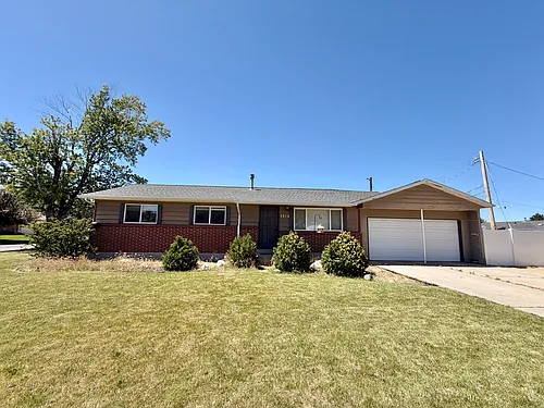 9970 S Poppy Ln E Photo 1