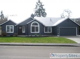 2526 NE Laura St, Hillsboro, OR 97124
