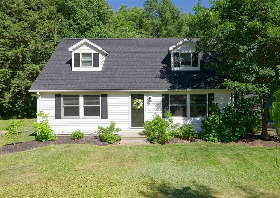 1st image of 24 Woodland Rd