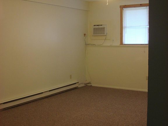 4th image of 517 Emmett St APT B14