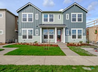 8355 SE Kinnaman St, Hillsboro, OR