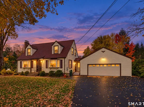 13 Glover Avenue, Newtown, CT 06470