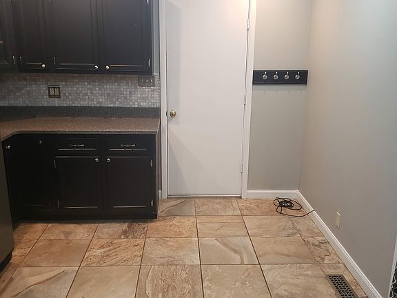 5th image of 350 Imus Dr