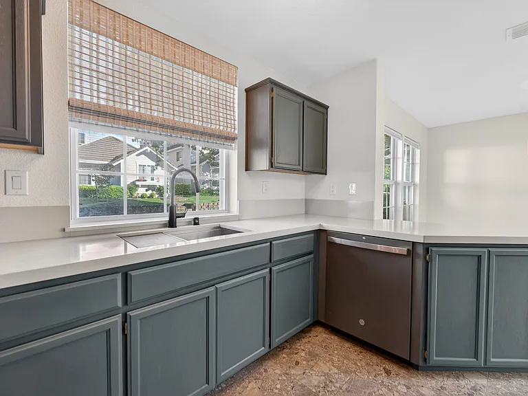 1133 Sandy Creek Dr — Photo 10