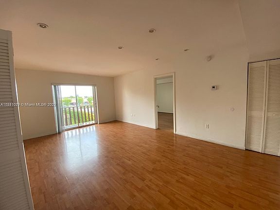 4th image of 4713 NW 7th St #3061