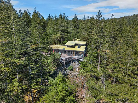 4th image of 1395 Manzanita Rd