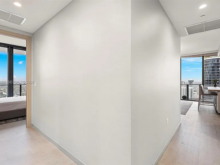 1000 Brickell Plz #Penthouse 5301 — Photo 18