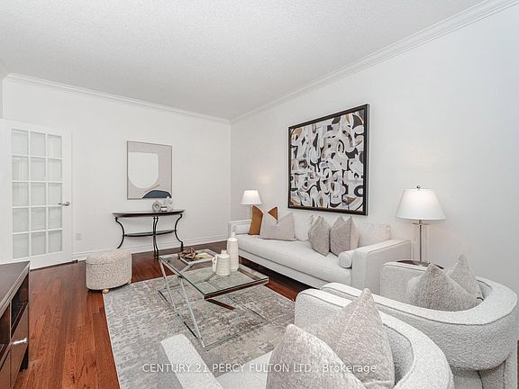 5th image of 913 Duncannon Dr