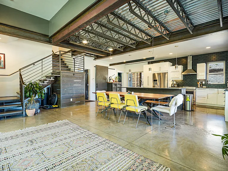 225 Ella Vita Ct — Photo 4