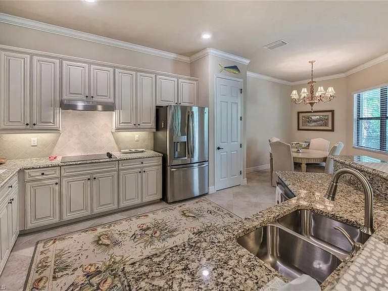 9387 Vercelli Ct — Photo 6