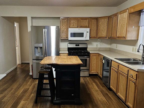 5th image of 45841 Long St