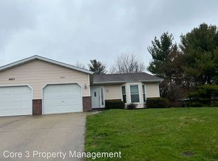 4201 Pickfair Rd, Springfield, IL 62703